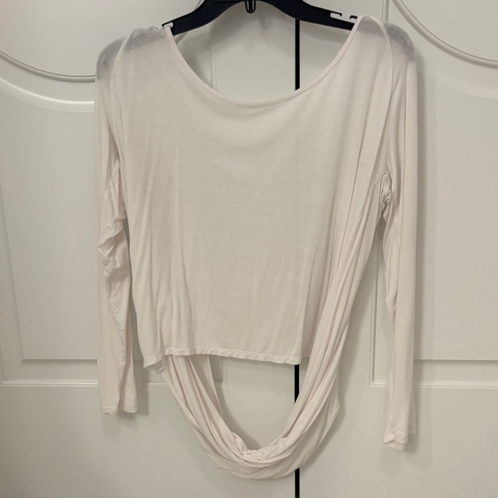 ZYIA white Long Sleeve open back Women's athletic Top